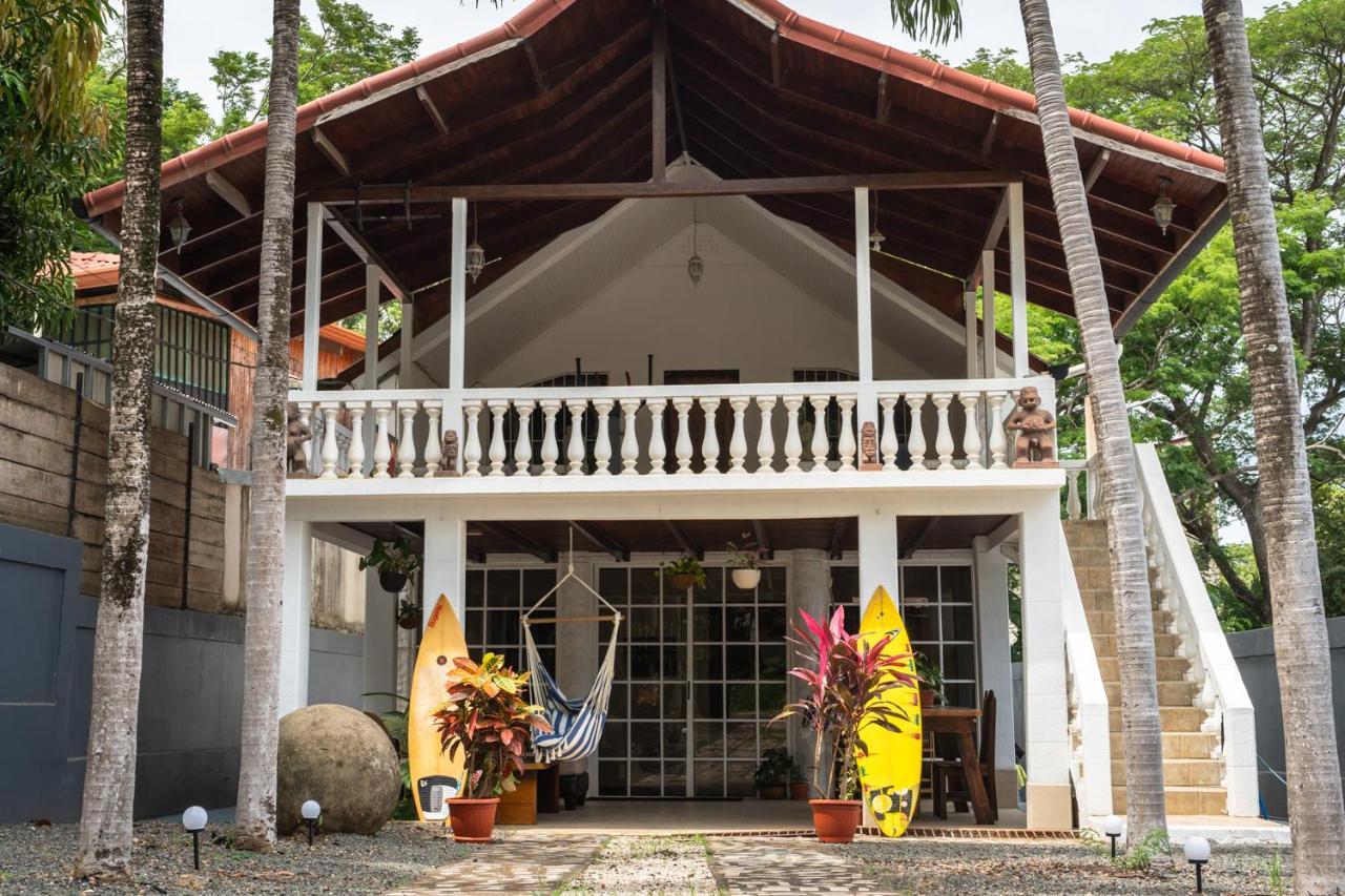 Mai Ke Kai Surf House Hostel Tamarindo Bagian luar foto